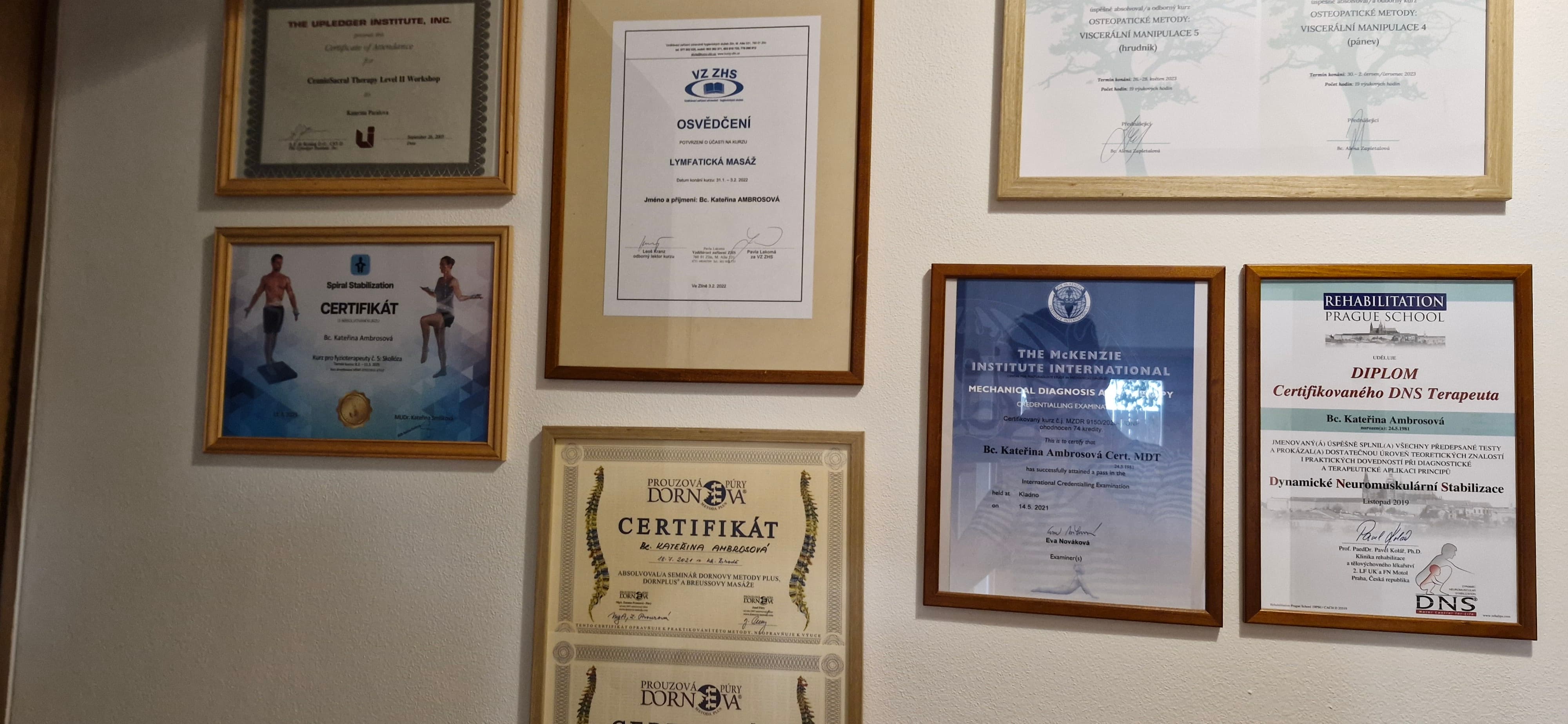 Diplomy z vysoké školy